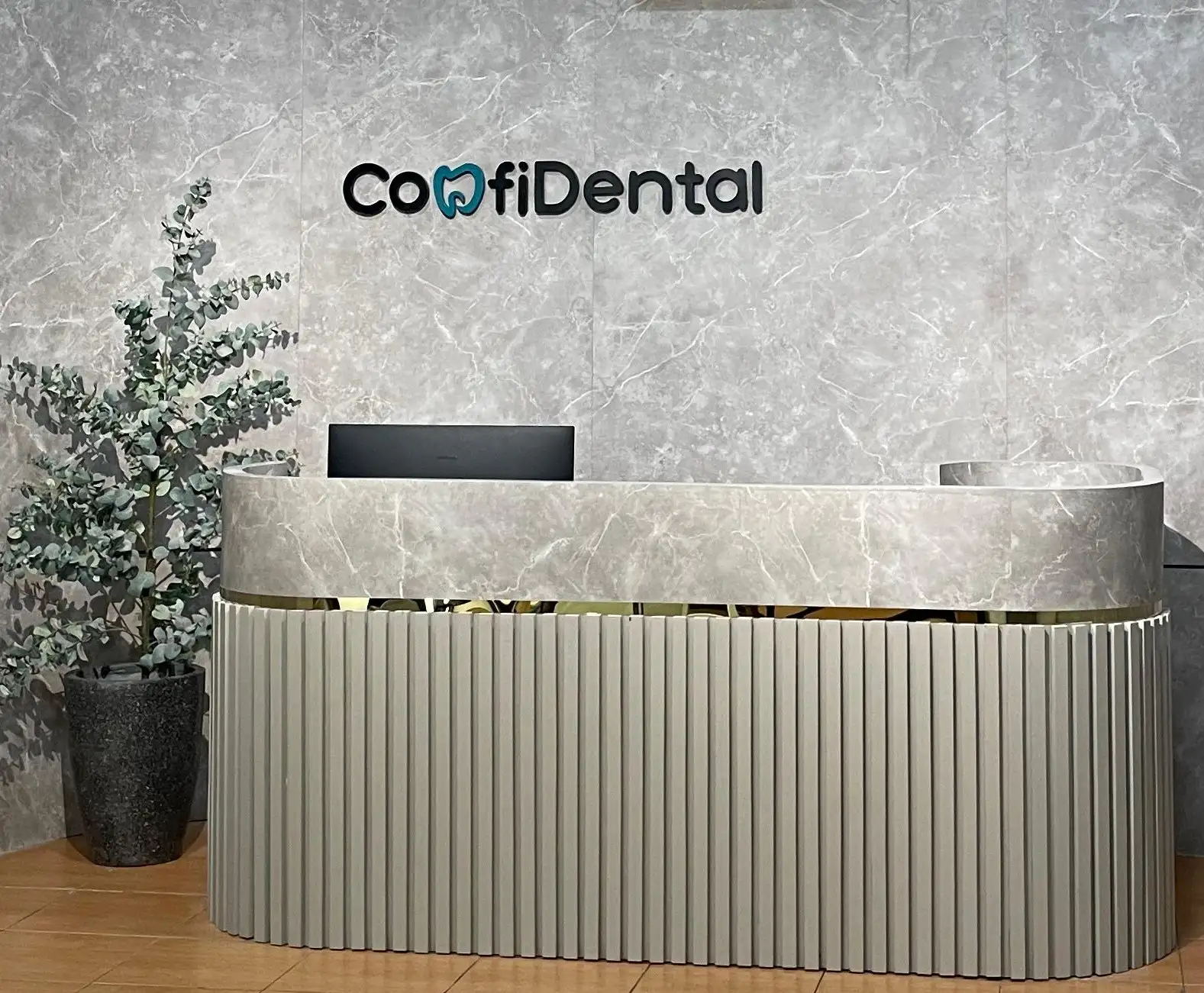 Interior Klinik Gigi ConfiDental Dampit
